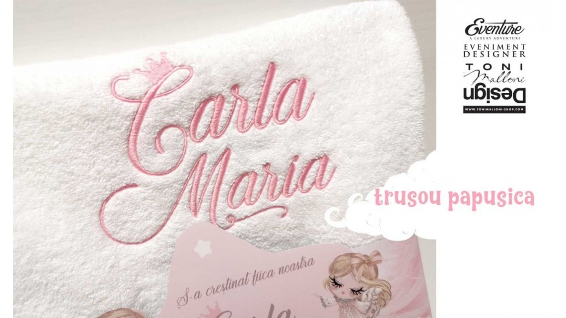 Trusou de botez cu papusica roz, gene lungi si broderie customizata, Doll 10